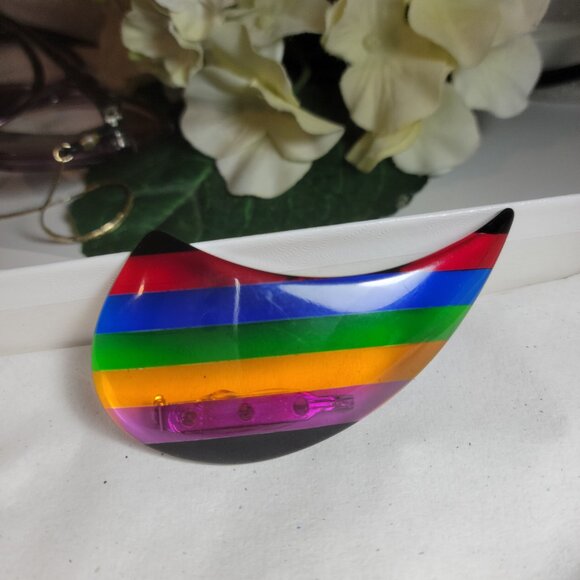 Lucite Sandwich Modernistic Brooch Arco Iris Design Amazing Craftsmanship - Picture 2 of 5